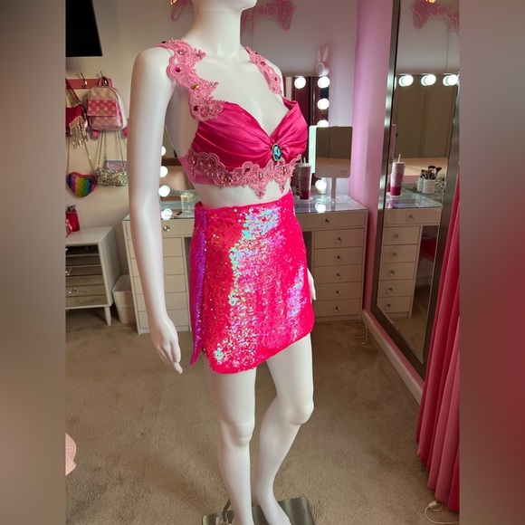 Princess Peach Costume Bra 🍑 34 C 👑 💖 - Picture 10 of 16